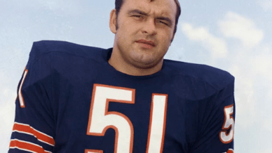 Dick Butkus, fearsome Hall of Fame Chicago Bears linebacker, dies at 80