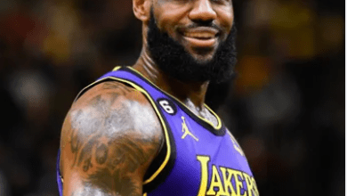 LeBron James Leads Los Angeles Lakers to Redemption with a Thrilling 105-104 Victory Against Houston Rockets