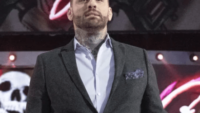 Report: Corey Graves & Wade Barrett to Lead New WWE SmackDown Commentary Team