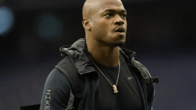 Adrian Peterson Addresses Financial Situation Amid Trophy Auction Controversy